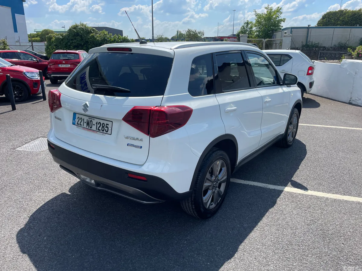 Suzuki Vitara SUV, Petrol Hybrid, 2022, White