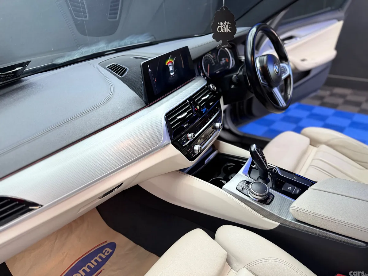 BMW 5-Series Saloon, Diesel, 2017, Black