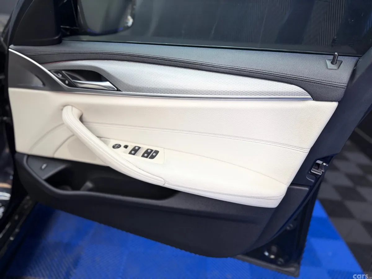 BMW 5-Series Saloon, Diesel, 2017, Black