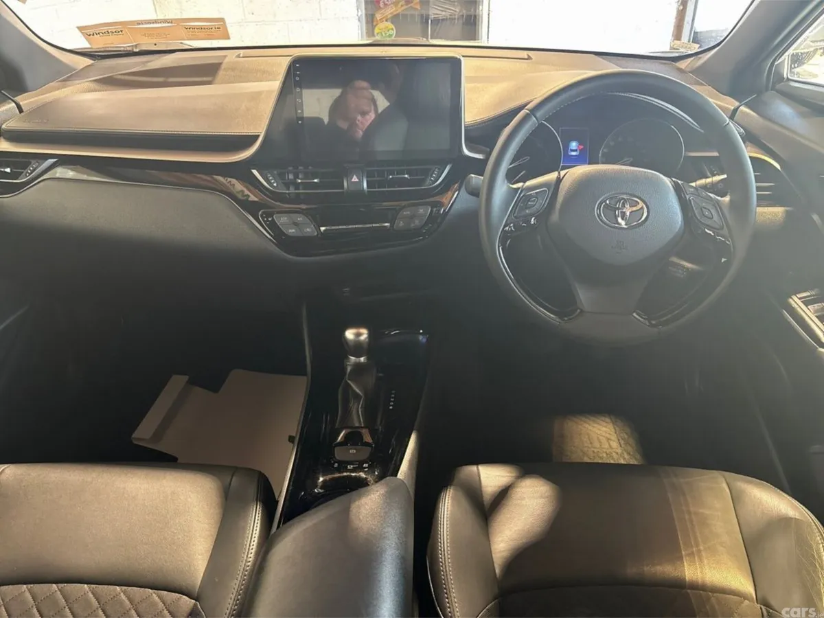 Toyota C-HR SUV, Petrol Hybrid, 2020, 