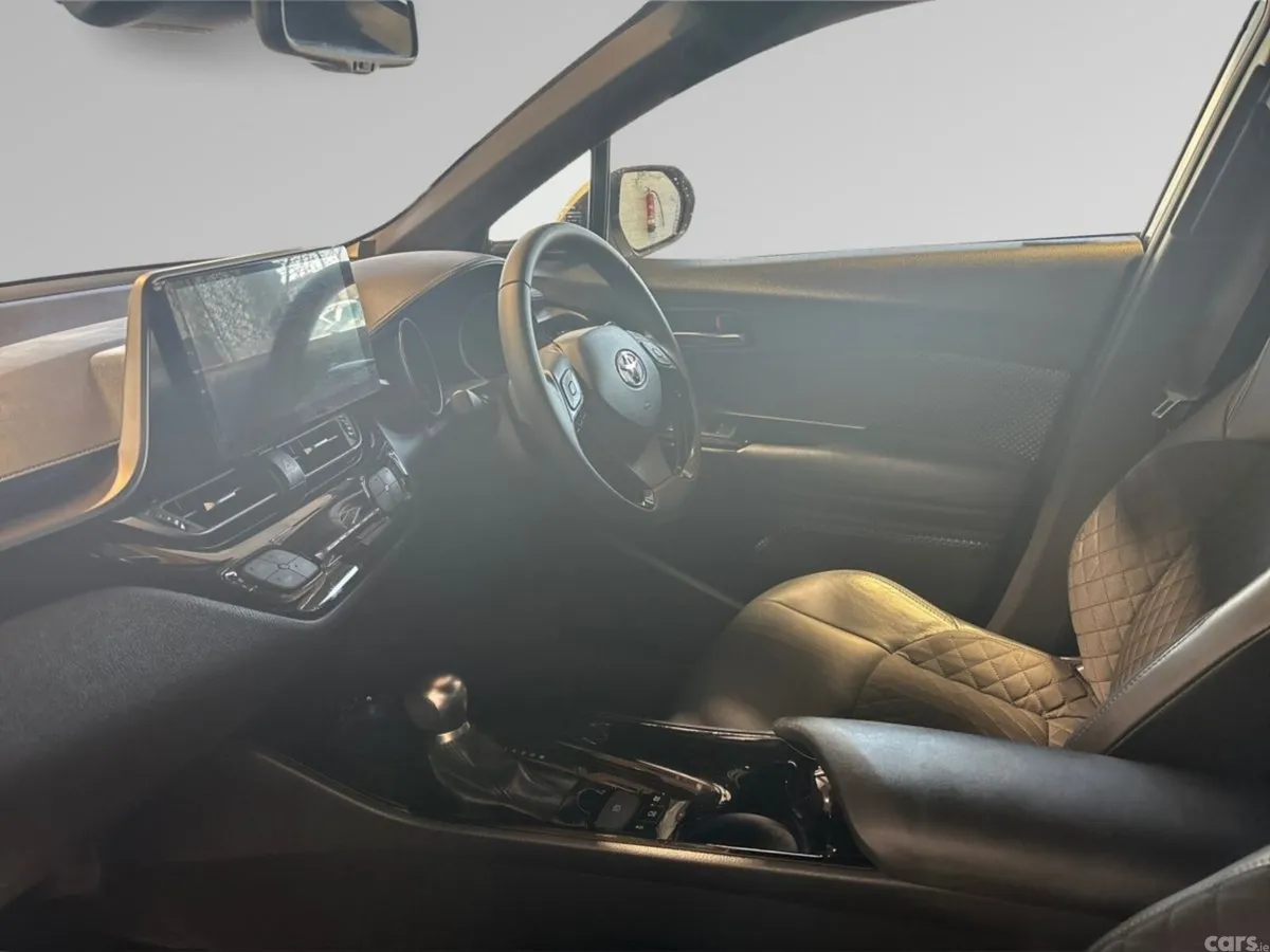 Toyota C-HR SUV, Petrol Hybrid, 2020, 