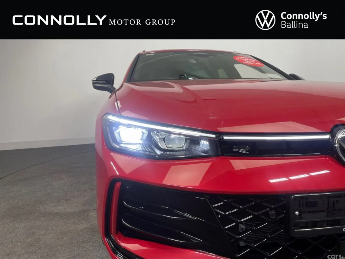 Volkswagen Passat Estate, Petrol Plug-in Hybrid, 2026, Red
