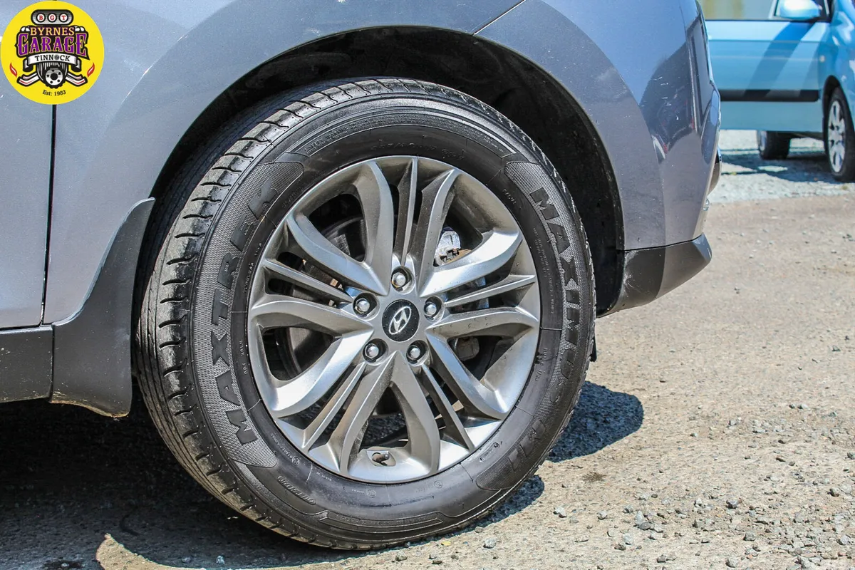 Hyundai ix35 SUV, Petrol, 2014, Grey