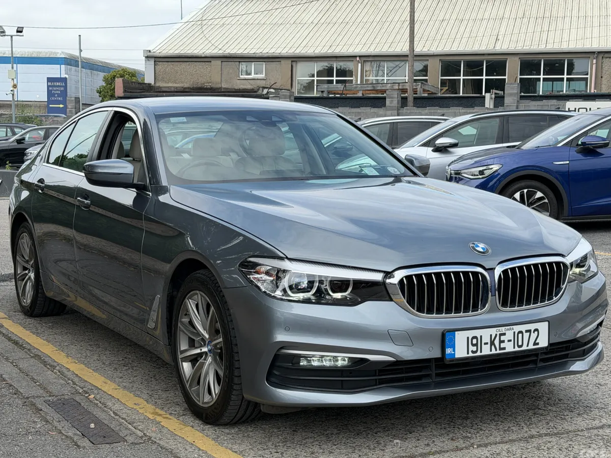 BMW 5-Series Saloon, Petrol Plug-in Hybrid, 2019, Grey