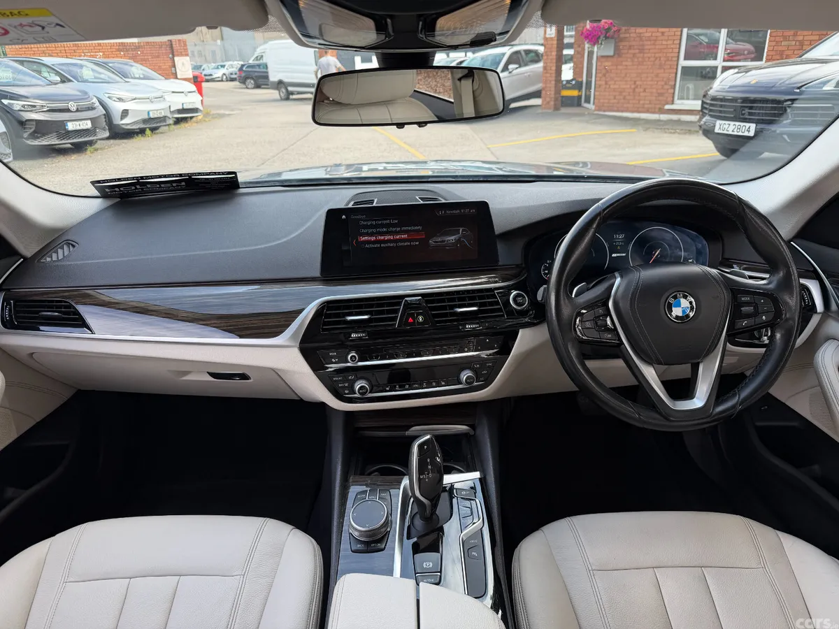 BMW 5-Series Saloon, Petrol Plug-in Hybrid, 2019, Grey