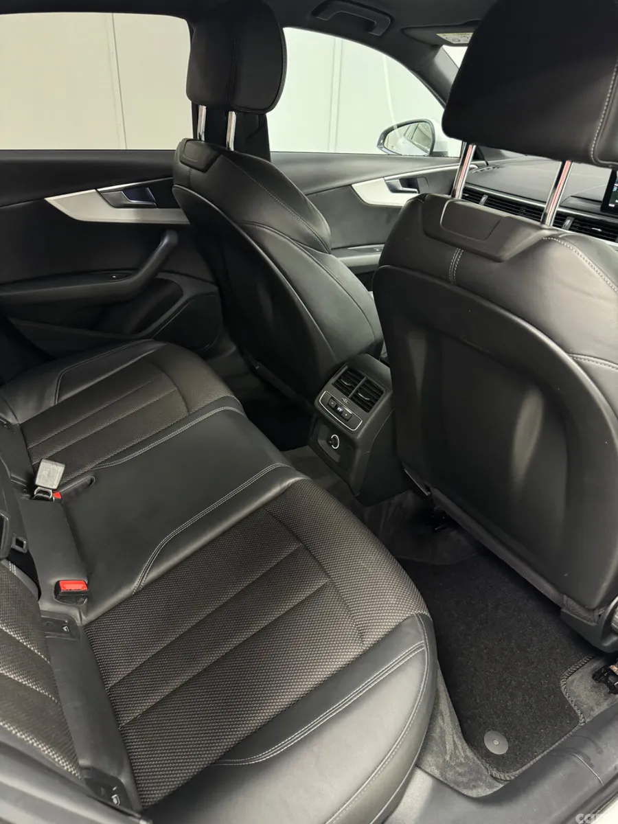 Audi A4 Saloon, Diesel, 2016, White