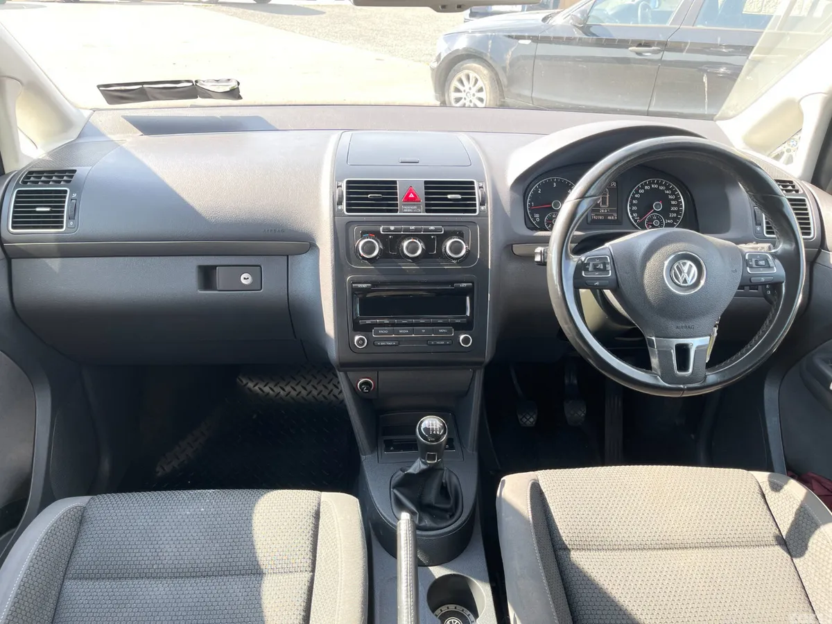 Volkswagen Touran MPV, Diesel, 2014, Blue