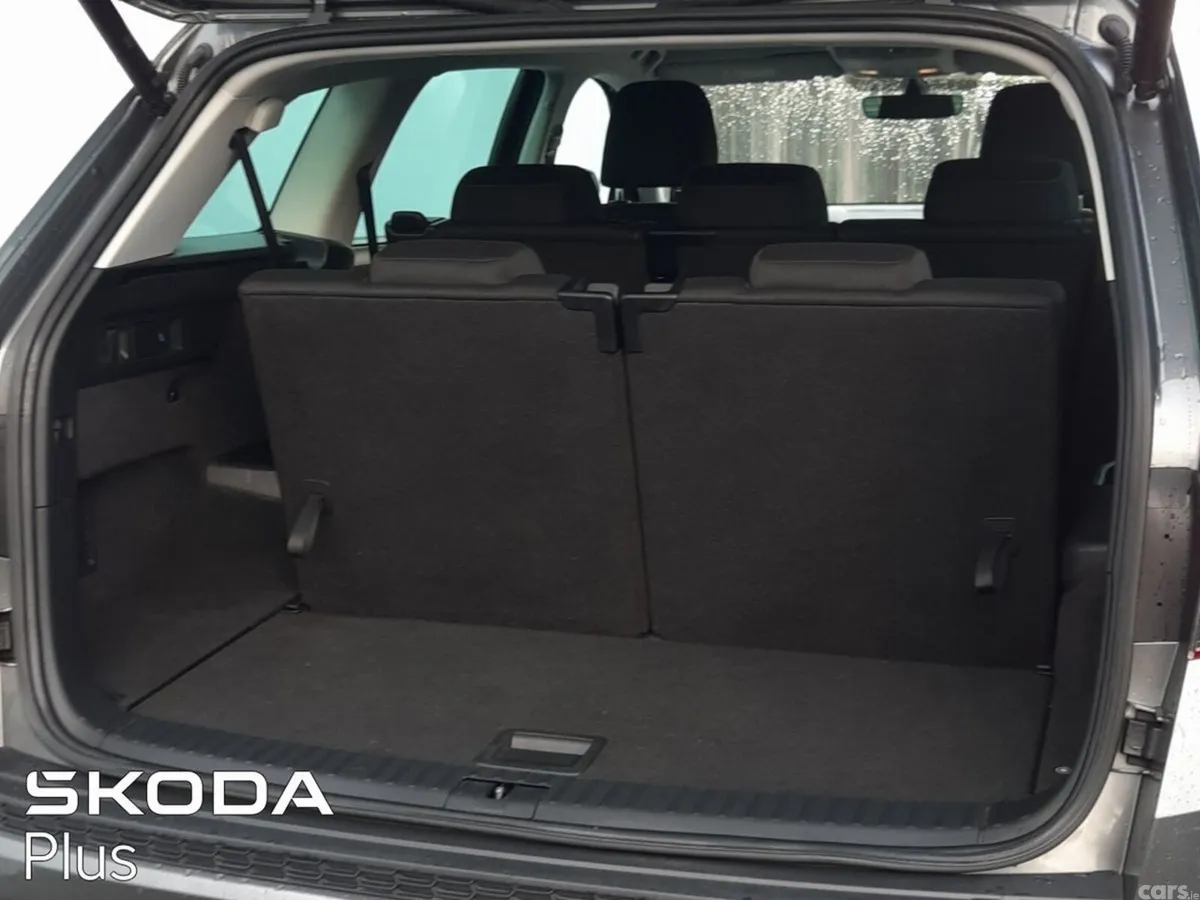 Skoda Kodiaq MPV, Diesel, 2024, Grey