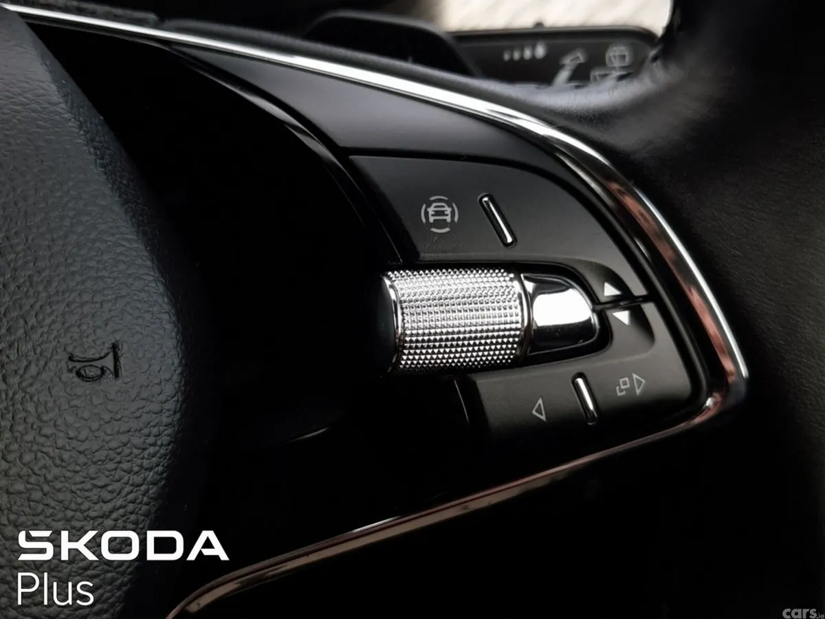 Skoda Kodiaq MPV, Diesel, 2023, Blue