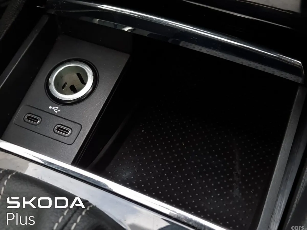 Skoda Kodiaq MPV, Diesel, 2023, Grey