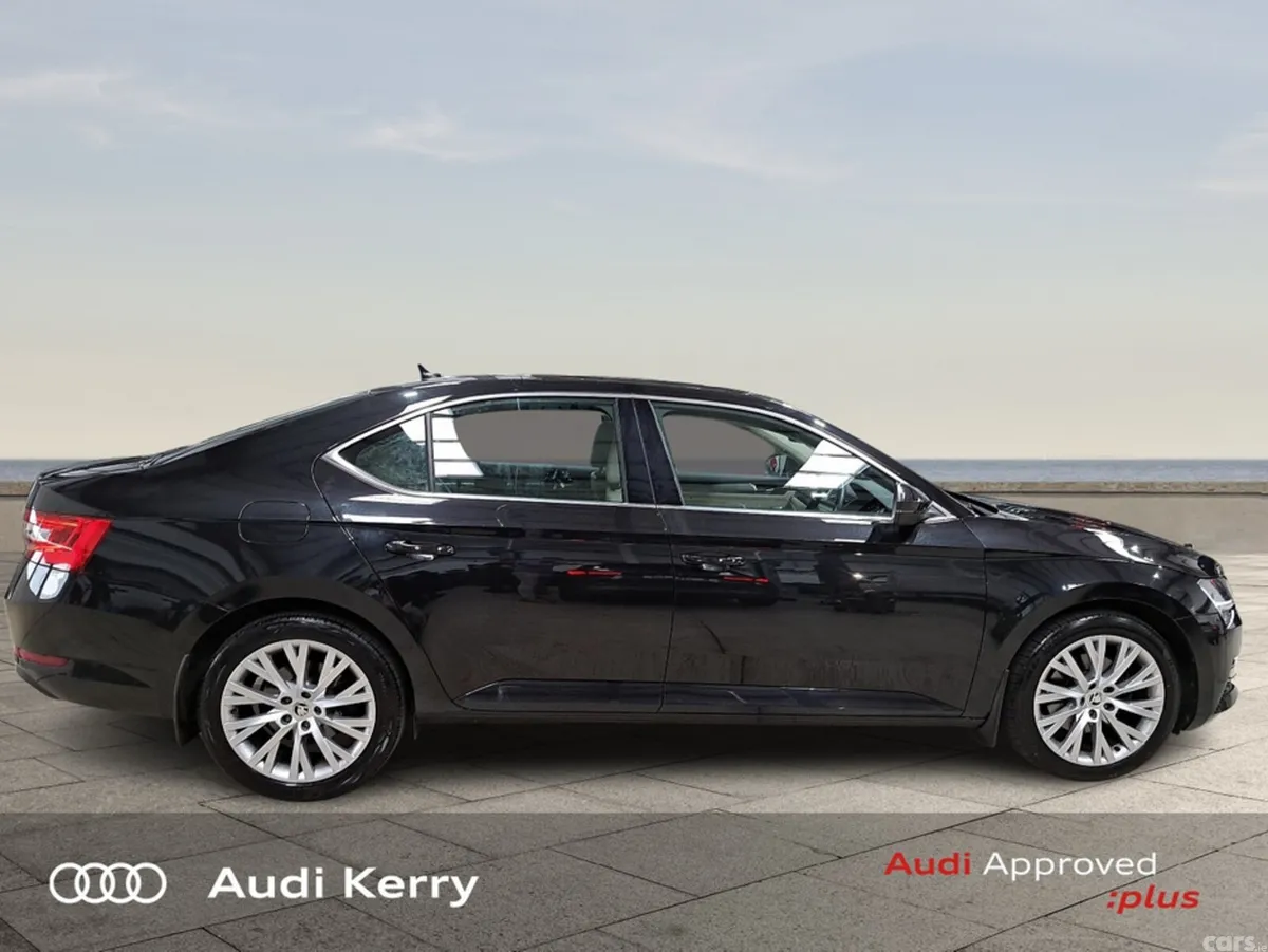 Skoda Superb Saloon, Diesel, 2024, Black
