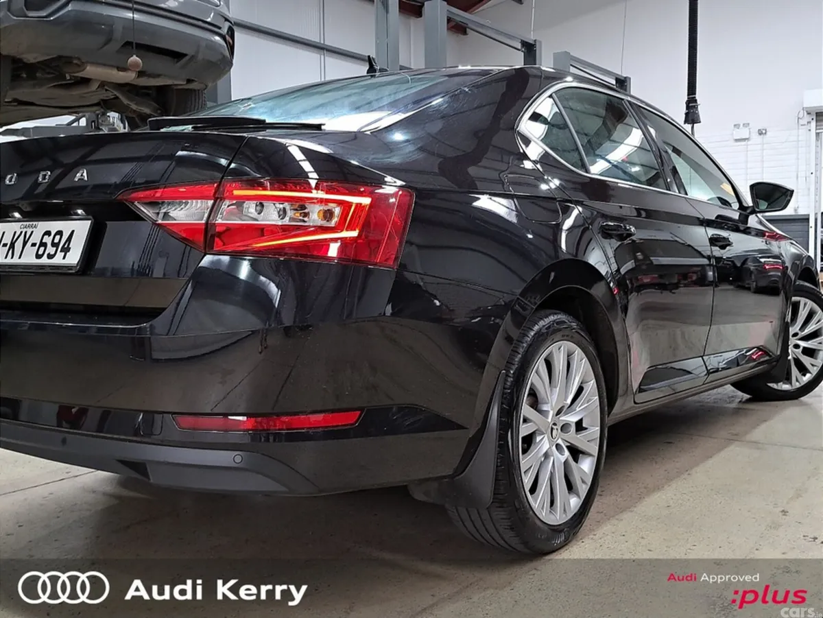Skoda Superb Saloon, Diesel, 2024, Black