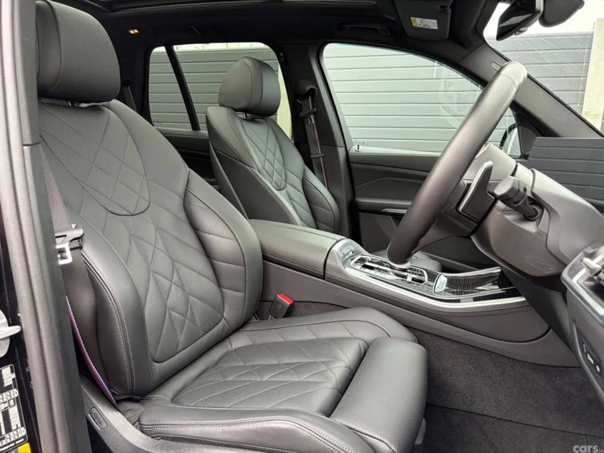 BMW X5 Estate, Petrol Plug-in Hybrid, 2025, Black