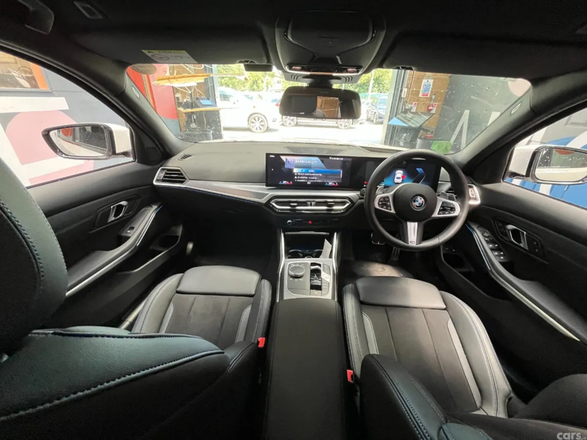 BMW 3-Series Saloon, Petrol Plug-in Hybrid, 2024, White