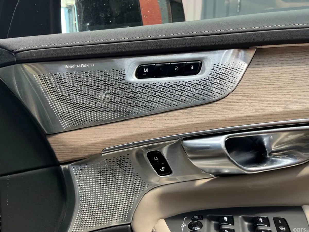 Volvo XC90 SUV, Petrol Plug-in Hybrid, 2025, Grey