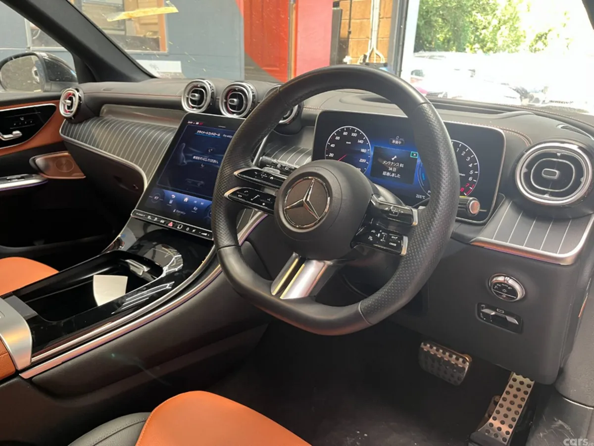 Mercedes-Benz GLC SUV, Petrol Plug-in Hybrid, 2024, Black