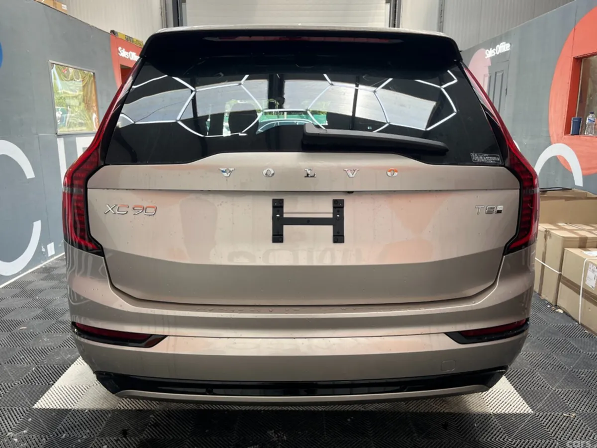 Volvo XC90 SUV, Petrol Plug-in Hybrid, 2025, Grey