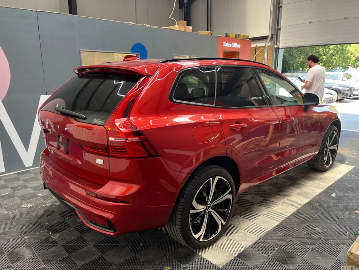 Volvo XC60 SUV, Petrol Plug-in Hybrid, 2024, Red