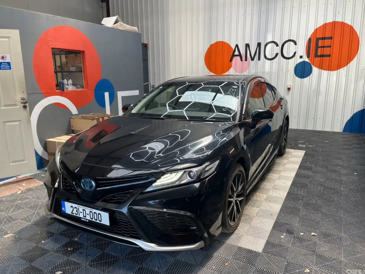 Toyota Camry Saloon, Petrol, 2023, Black