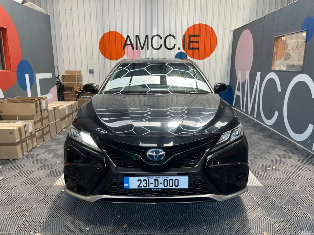 Toyota Camry Saloon, Petrol, 2023, Black