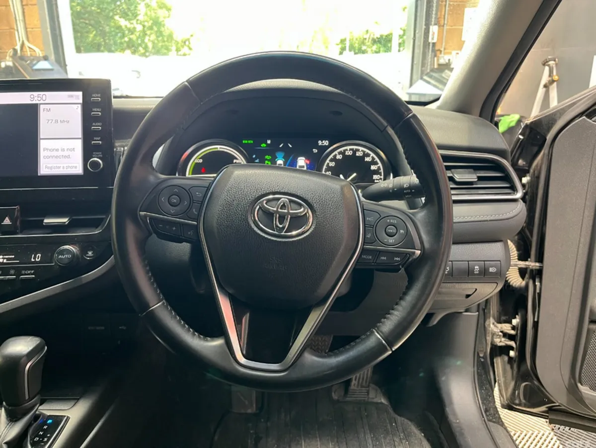 Toyota Camry Saloon, Petrol, 2023, Black