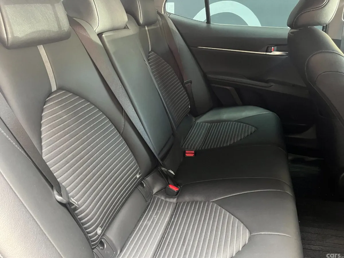 Toyota Camry Saloon, Petrol, 2023, Black