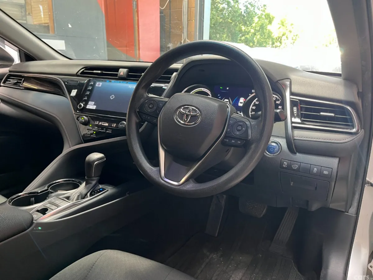 Toyota Camry Saloon, Petrol, 2021, Grey