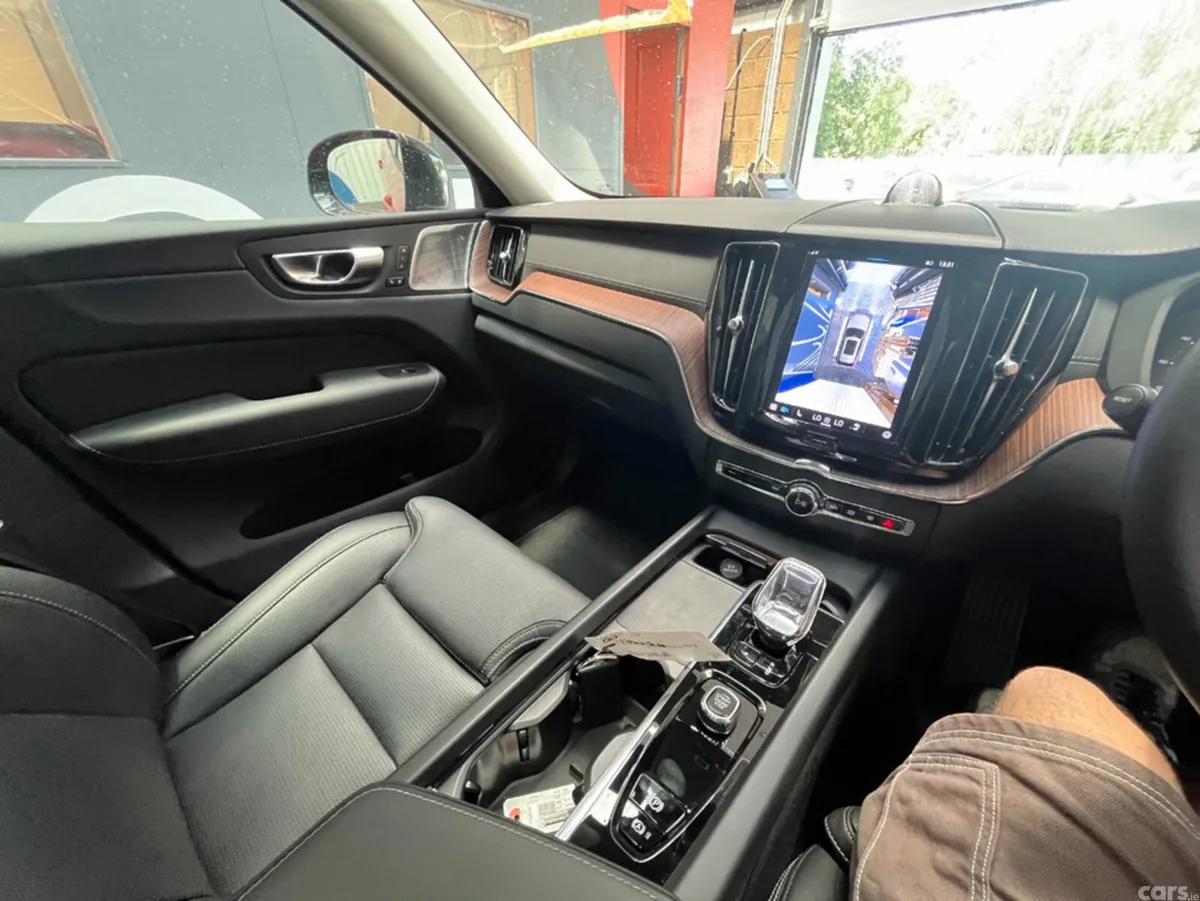 Volvo XC60 SUV, Petrol Plug-in Hybrid, 2024, Red
