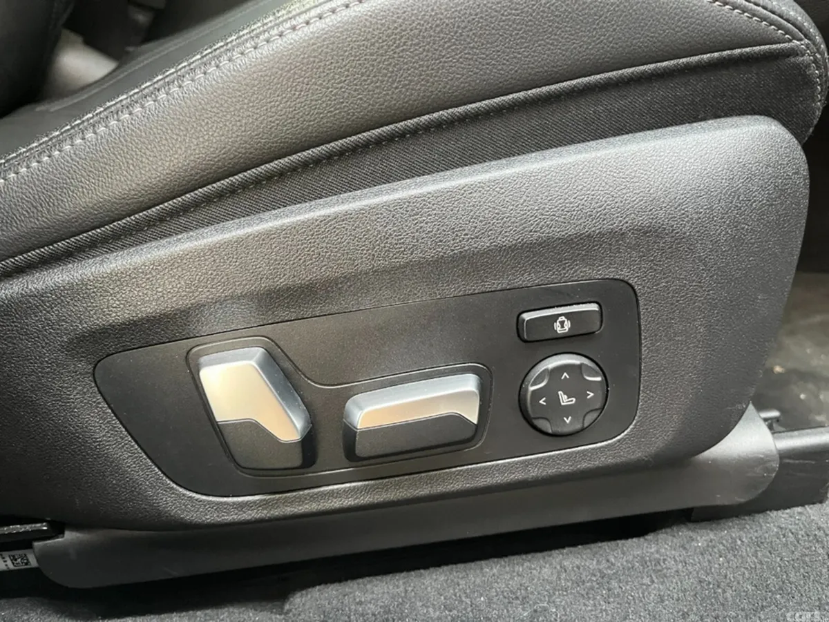 BMW X3 SUV, Petrol Plug-in Hybrid, 2022, White