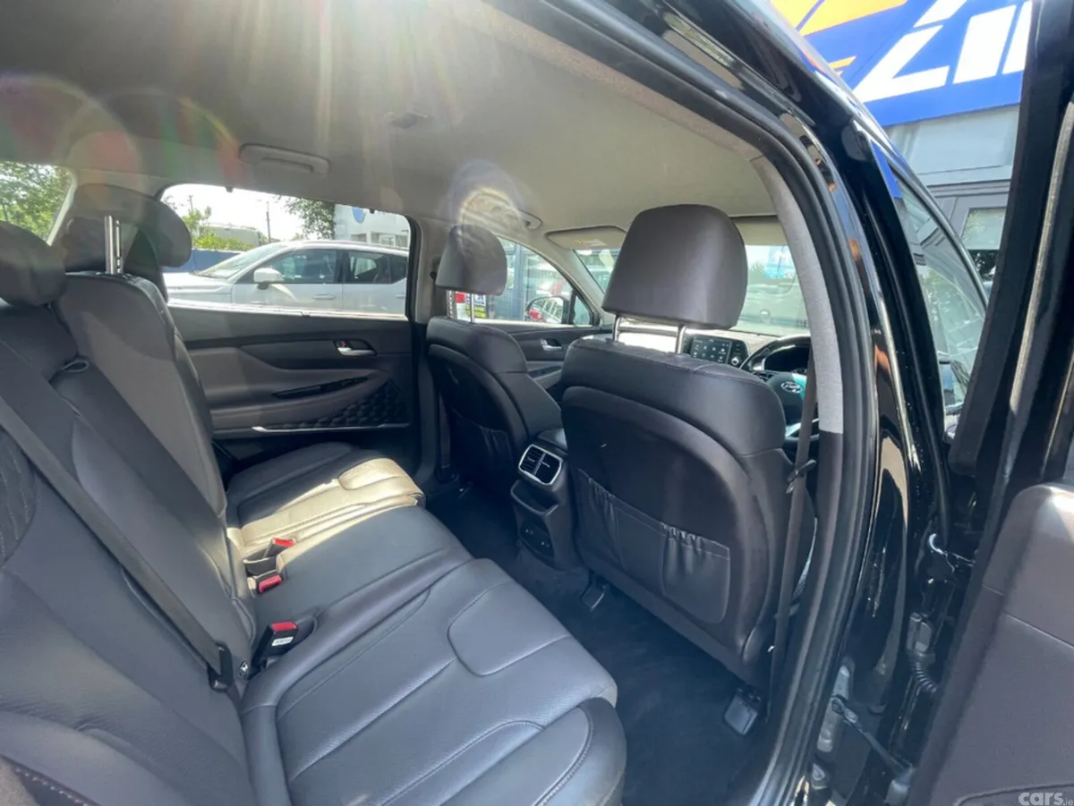 Hyundai Santa Fe SUV, Diesel, 2020, Black