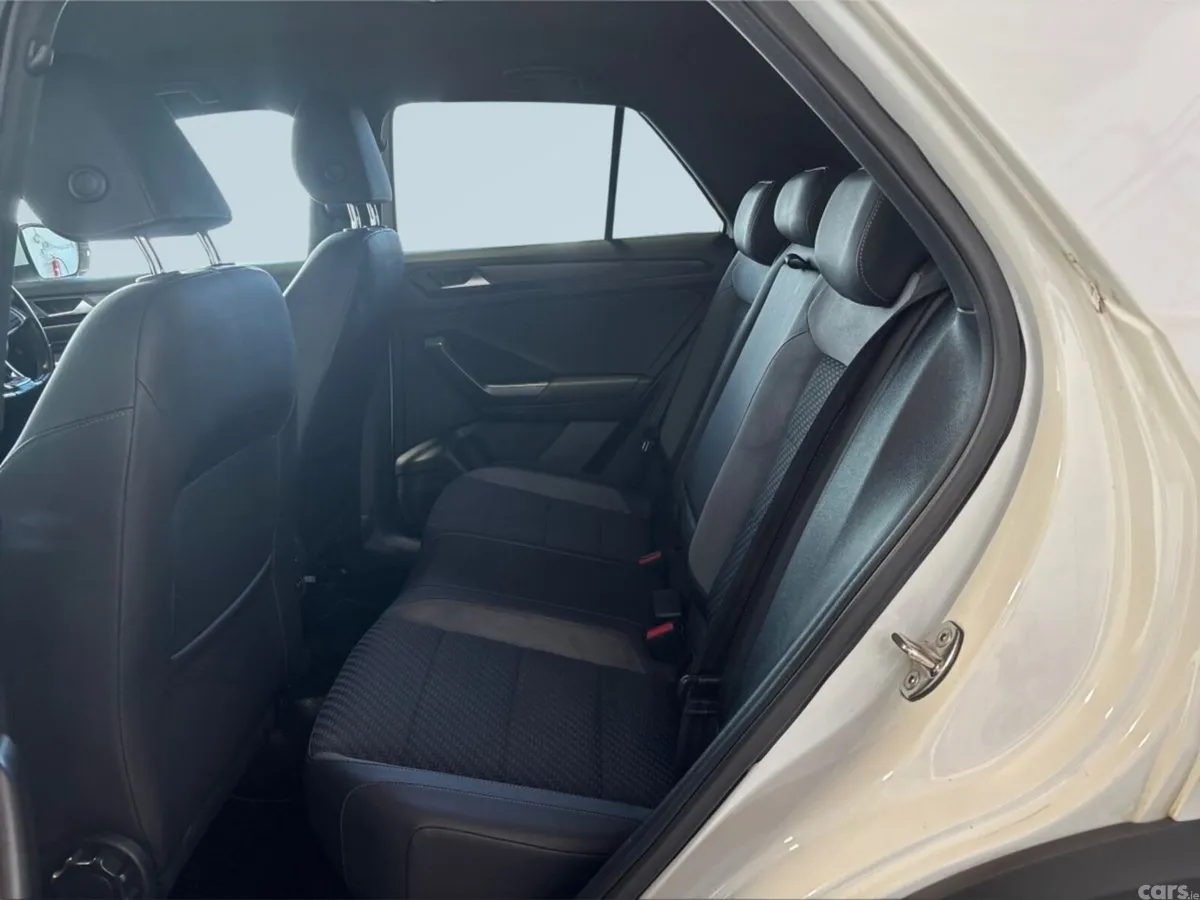 Volkswagen T-Roc SUV, Petrol, 2021, White