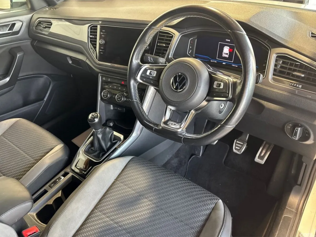 Volkswagen T-Roc SUV, Petrol, 2021, White