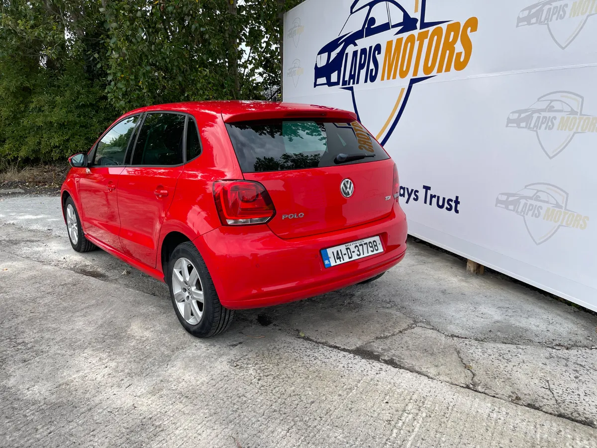 Volkswagen Polo Hatchback, Diesel, 2014, Red