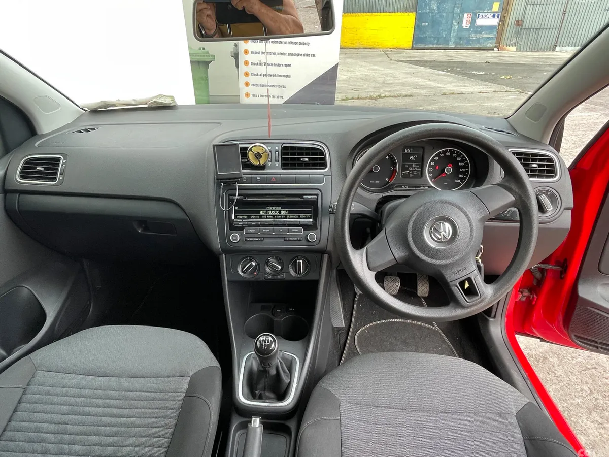 Volkswagen Polo Hatchback, Diesel, 2014, Red