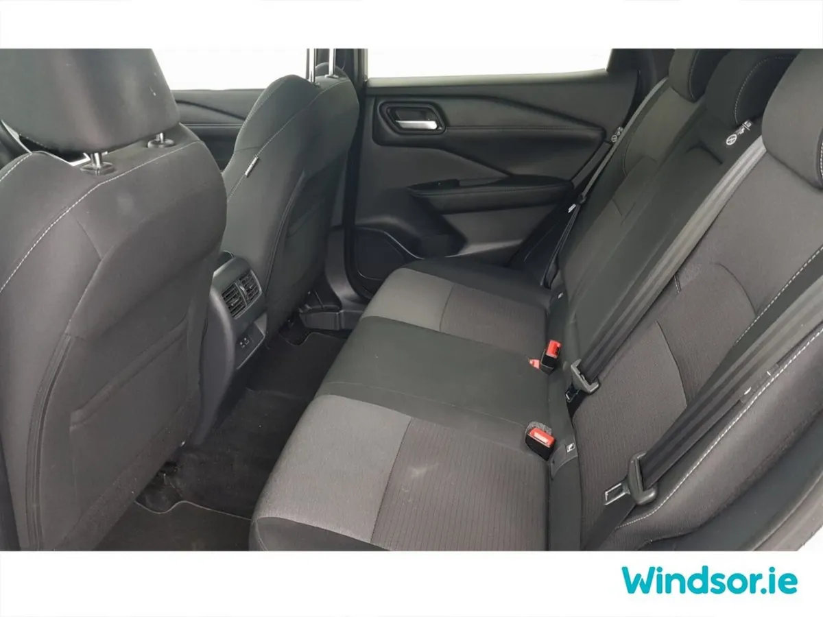 Nissan Qashqai MPV, Petrol, 2023, Grey