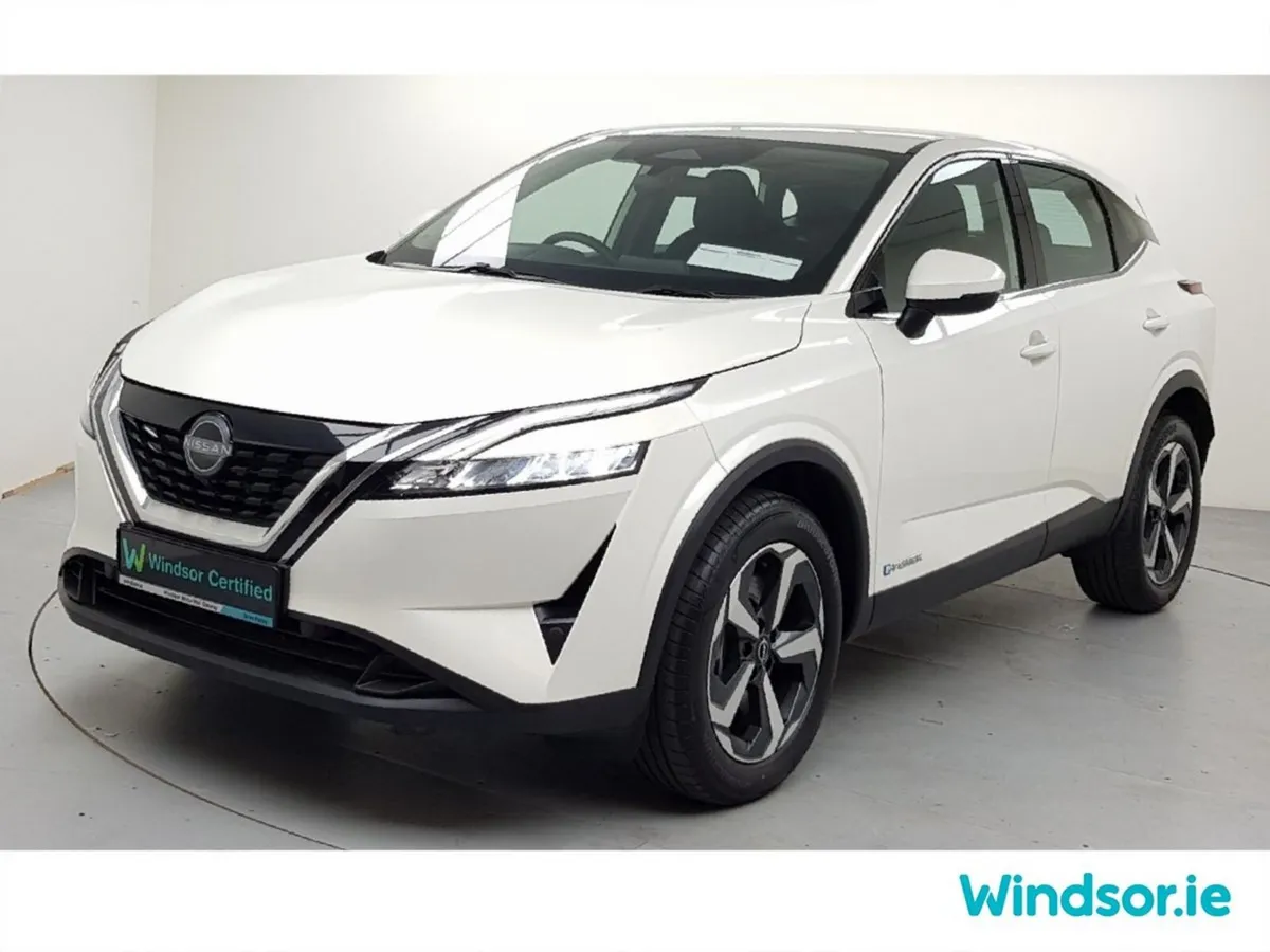 Nissan Qashqai MPV, Petrol Hybrid, 2025, White