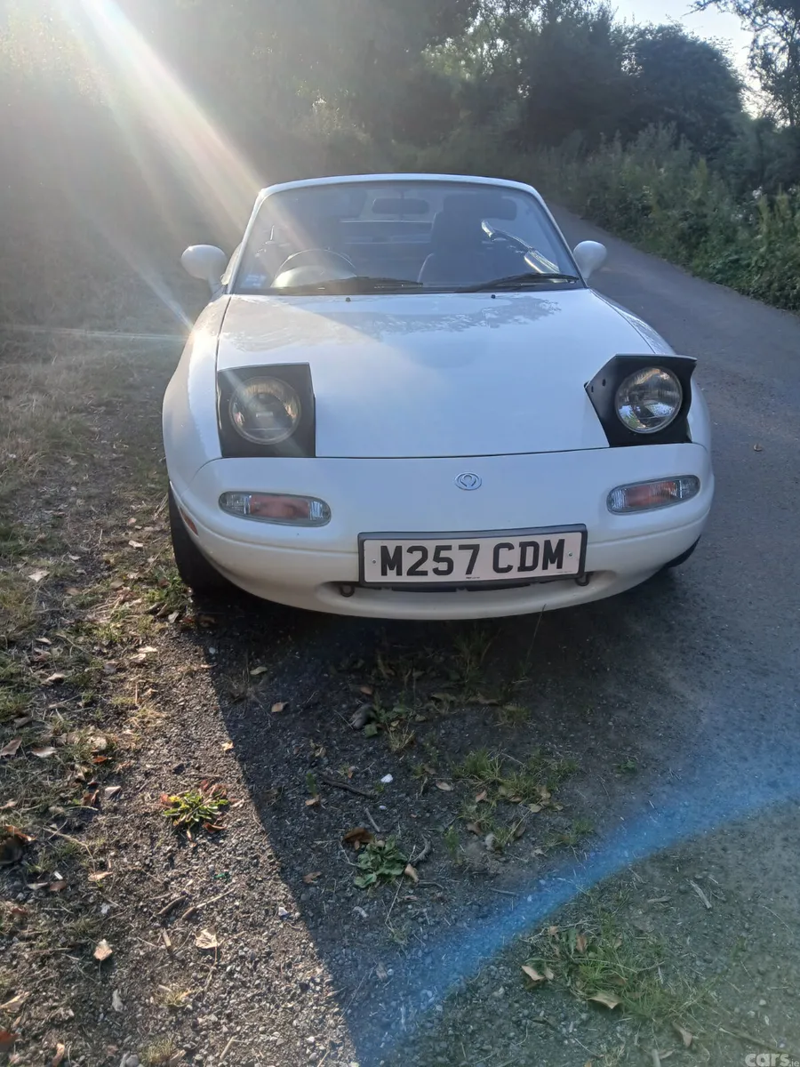 Mazda MX-5 Coupe, Petrol, 1995, White