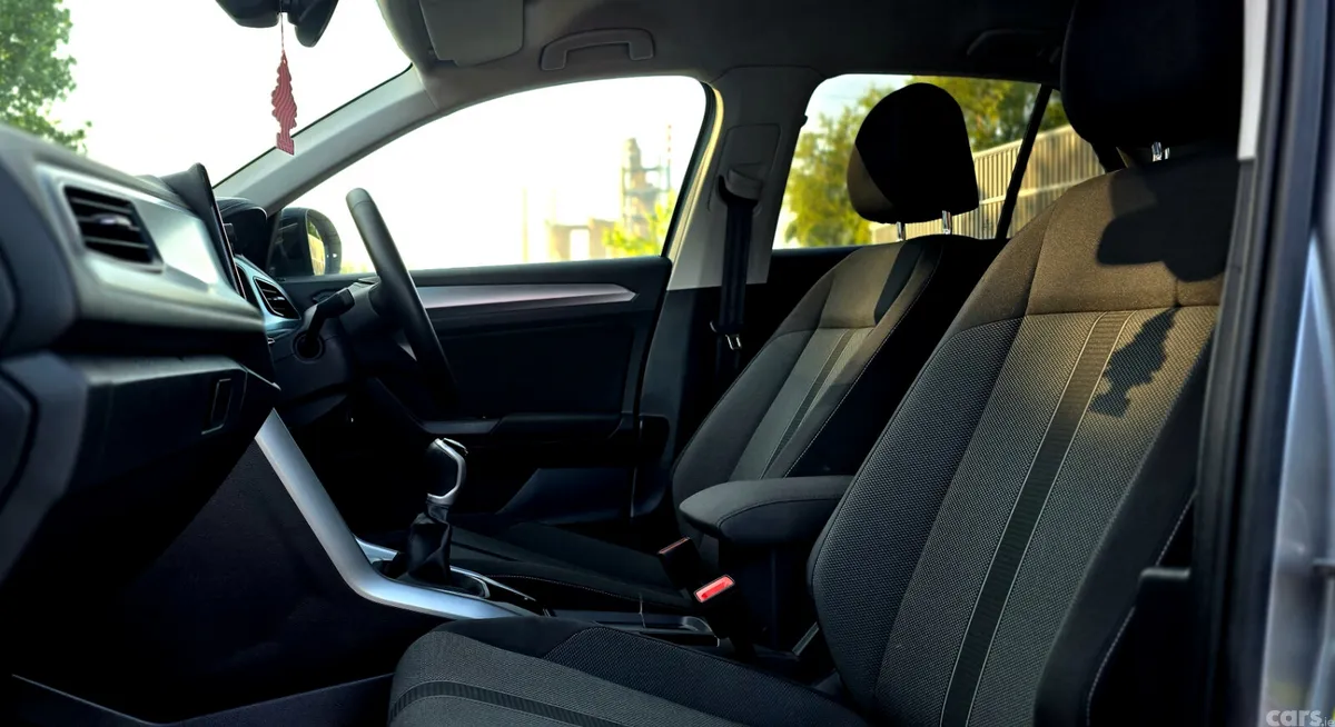 Volkswagen T-Roc SUV, Petrol, 2023, Grey