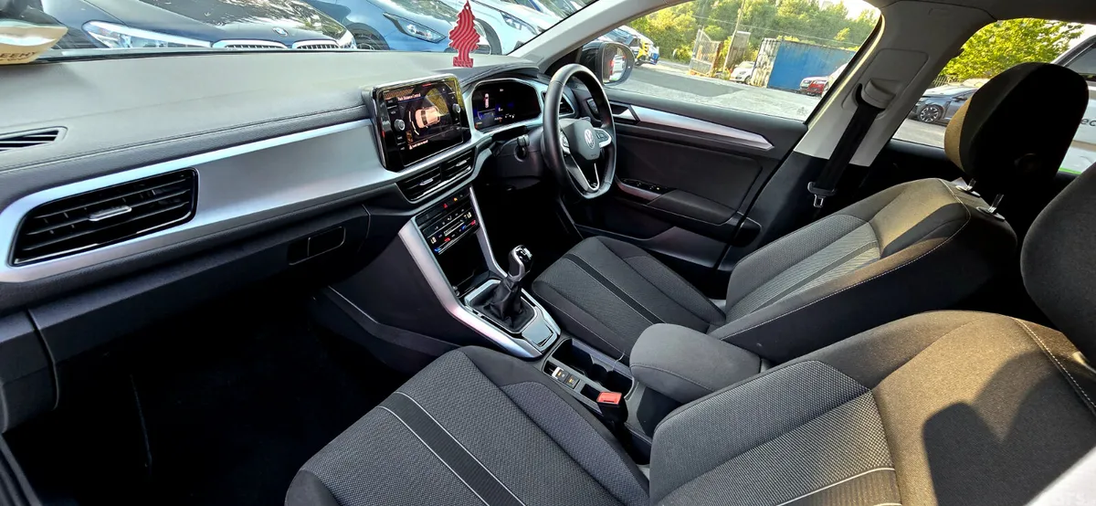 Volkswagen T-Roc SUV, Petrol, 2023, Grey