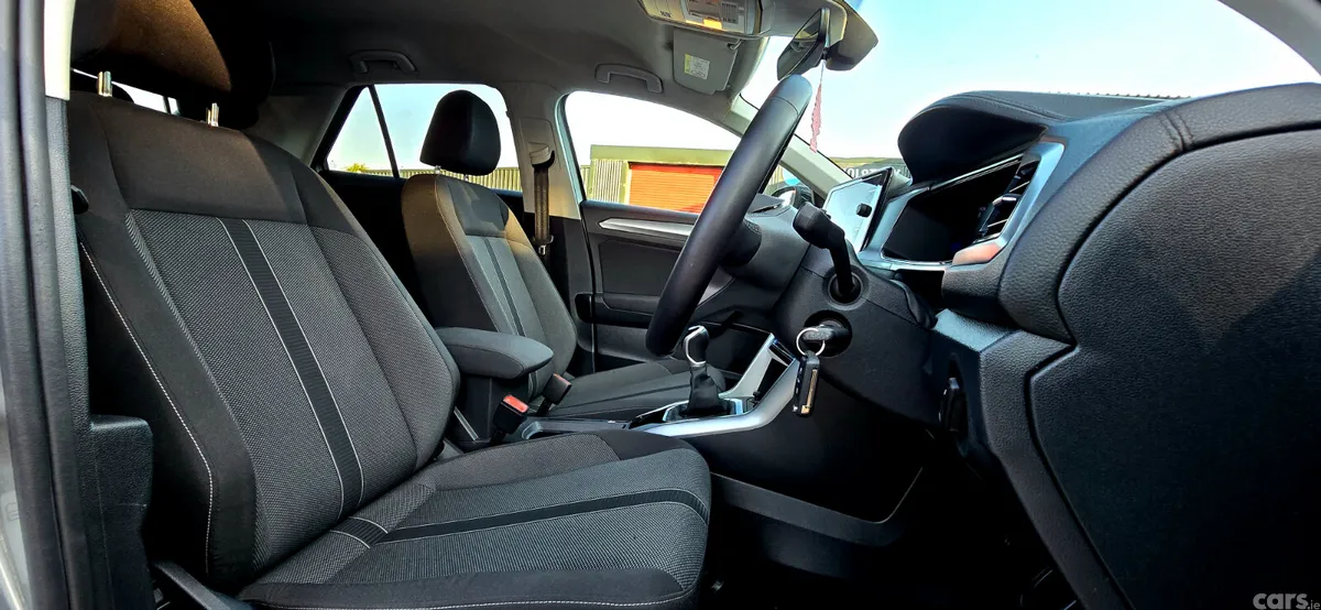 Volkswagen T-Roc SUV, Petrol, 2023, Grey