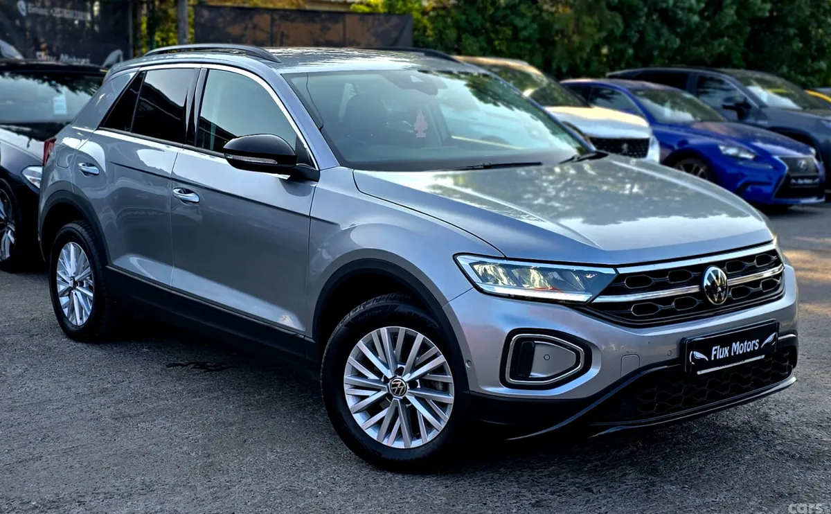 Volkswagen T-Roc SUV, Petrol, 2023, Grey