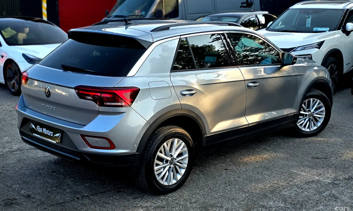 Volkswagen T-Roc SUV, Petrol, 2023, Grey