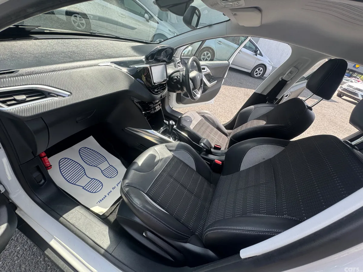 Peugeot 2008 SUV, Petrol, 2015, White
