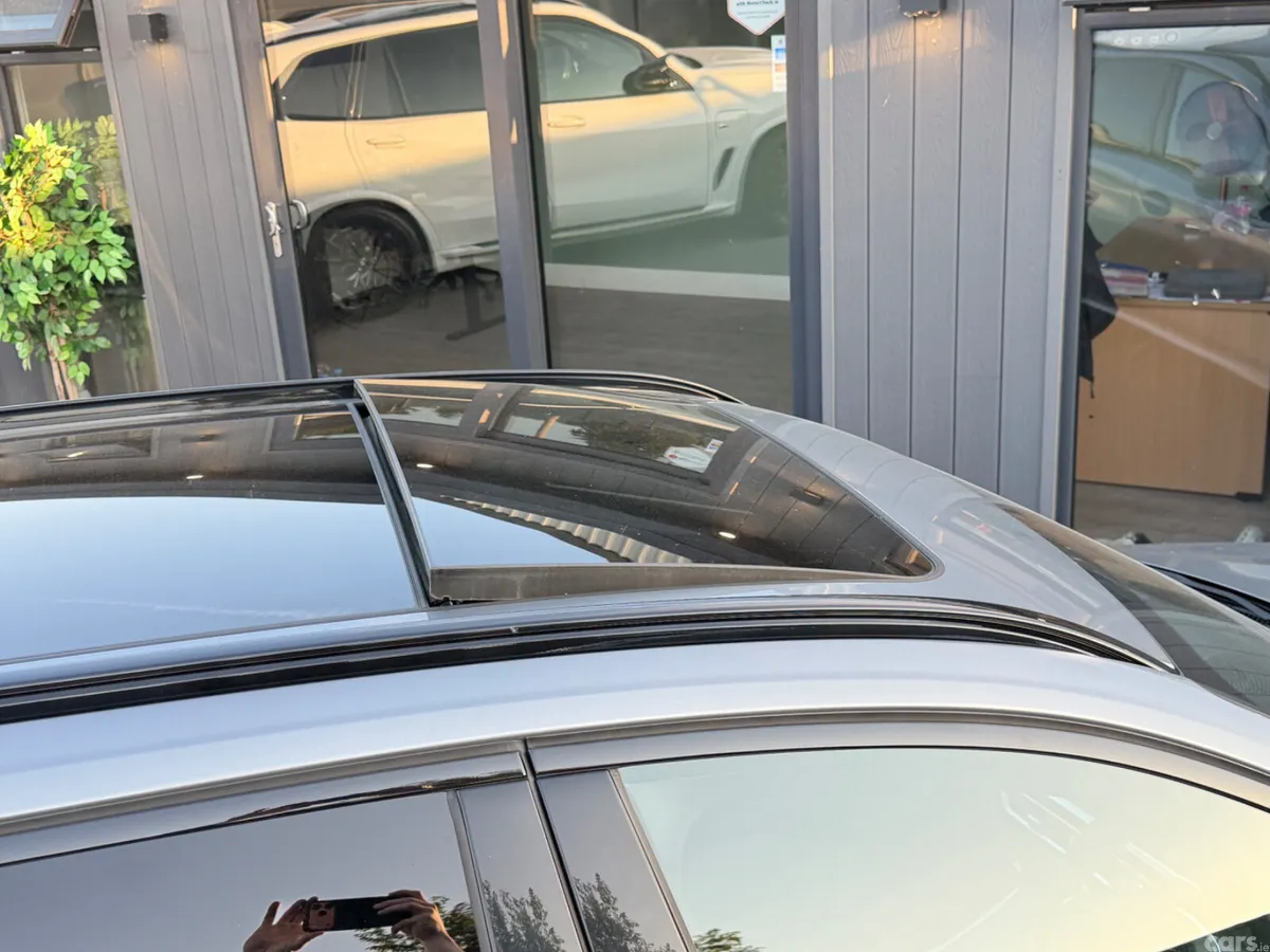 BMW 3-Series Estate, Petrol Hybrid, 2022, Grey