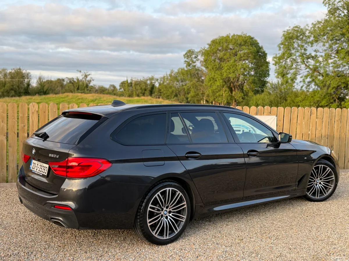 BMW 5-Series Estate, Diesel, 2020, Grey