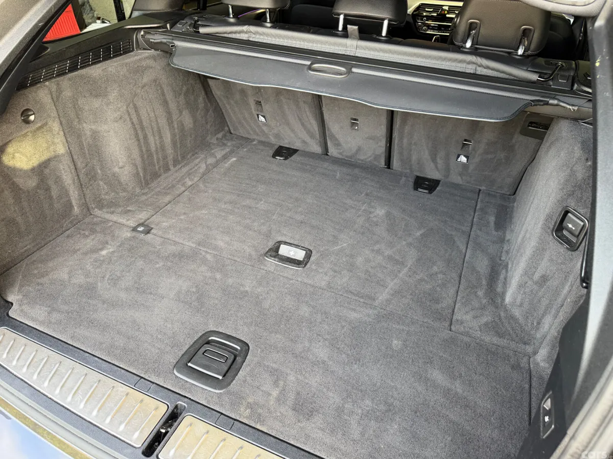 BMW 5-Series Estate, Diesel, 2020, Grey