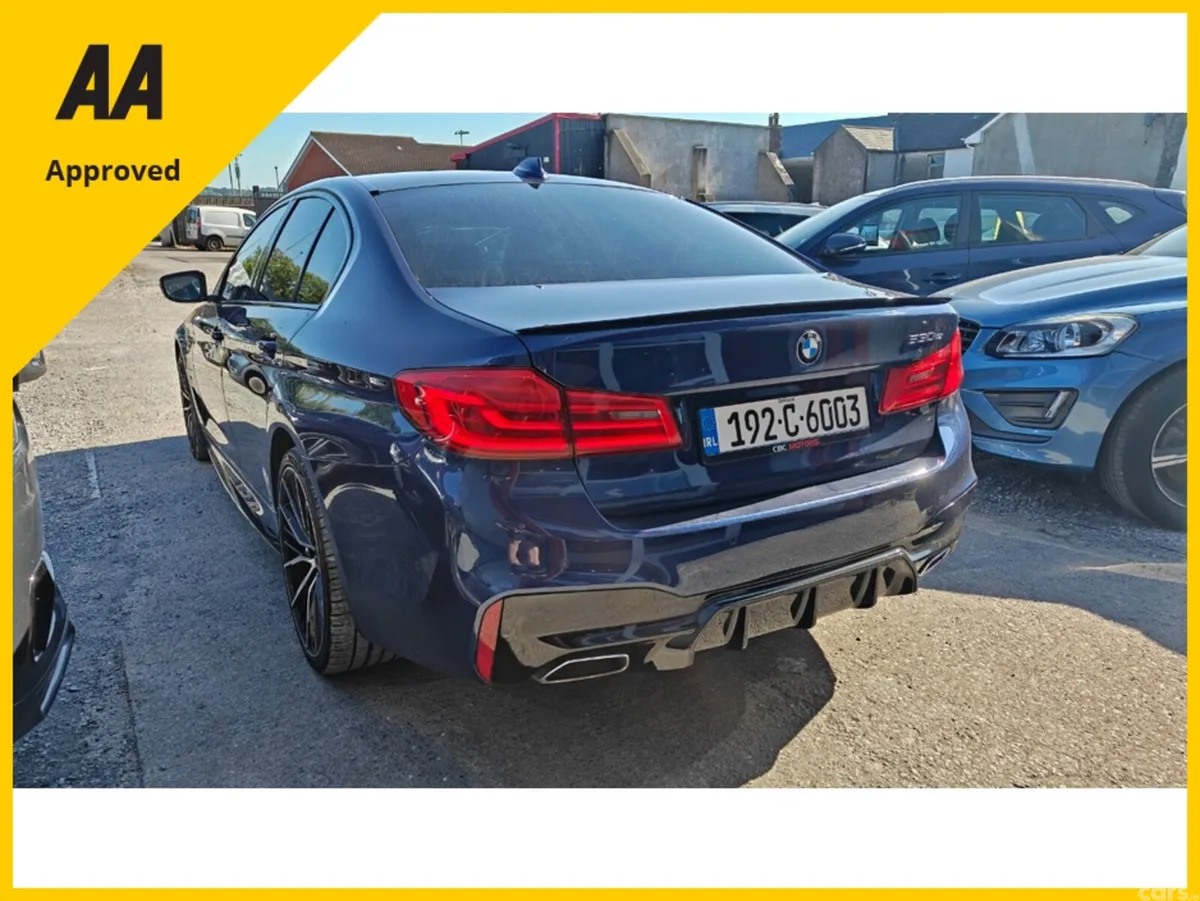 BMW 5-Series Saloon, Petrol Plug-in Hybrid, 2019, Blue