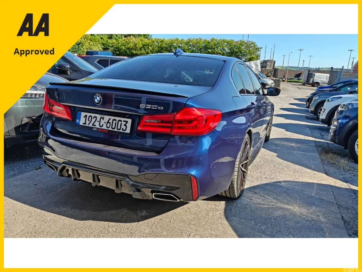 BMW 5-Series Saloon, Petrol Plug-in Hybrid, 2019, Blue