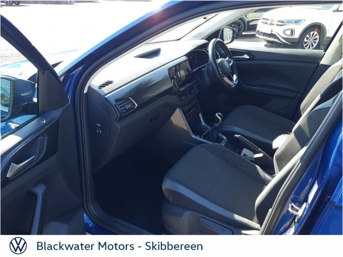 Volkswagen T-Cross Hatchback, Petrol, 2023, Blue