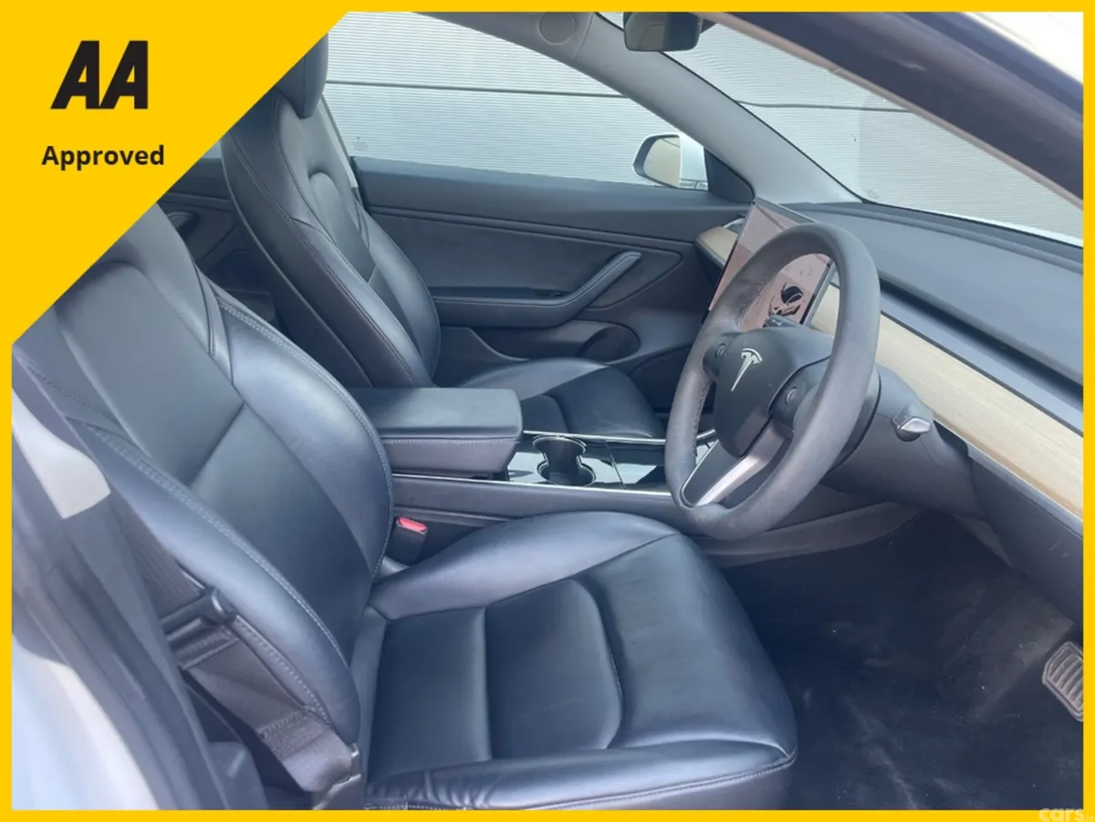 Tesla Model 3 Saloon, Electric, 2019, White